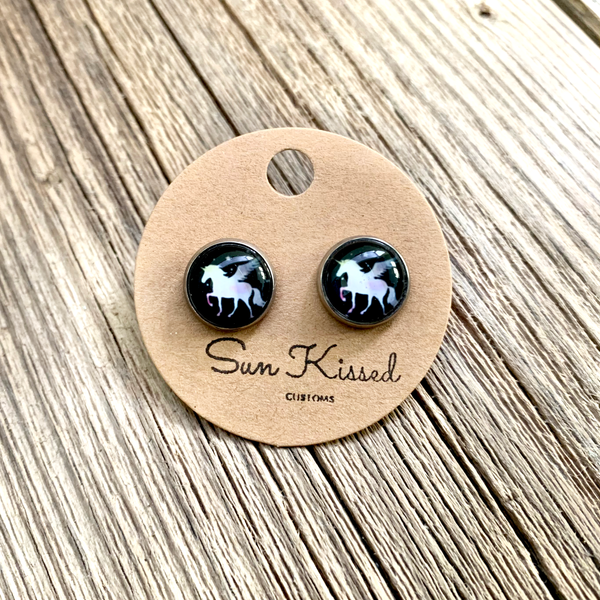 Flying Unicorn Stud Earrings 10mm